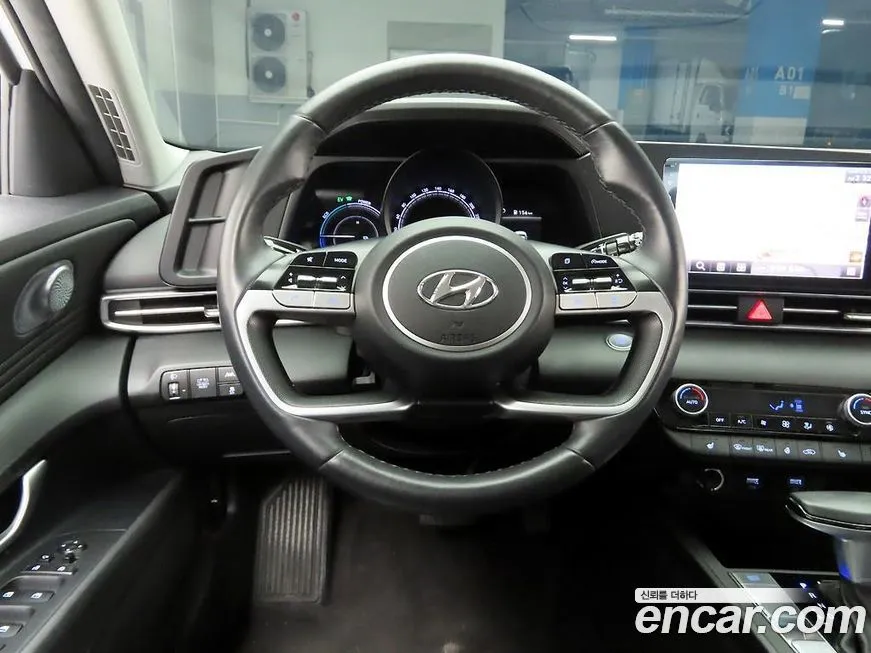 Hyundai AVANTE — фото 8