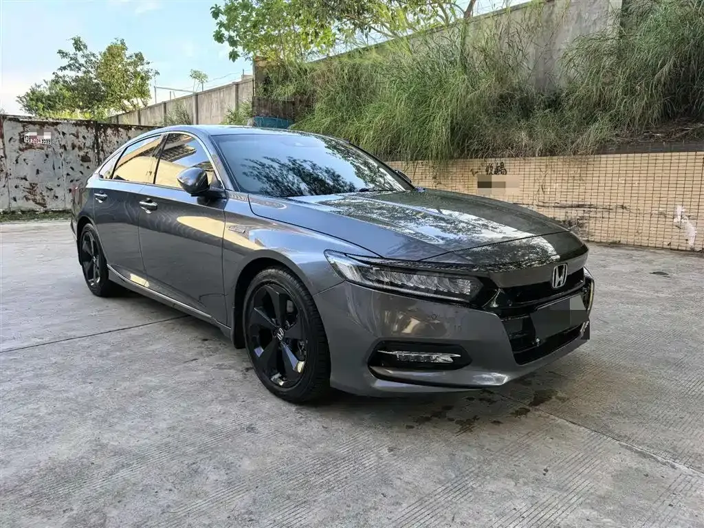 Honda Accord — фото 3