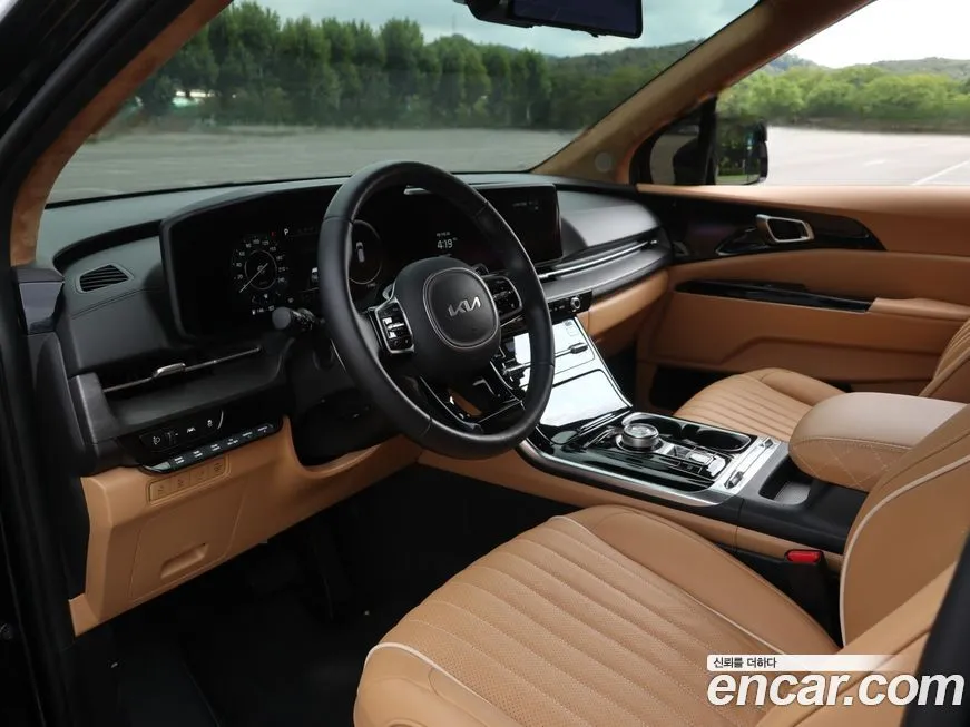 Kia Carnival — фото 7
