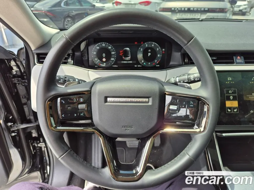Land Rover Range Rover Evoque — фото 10