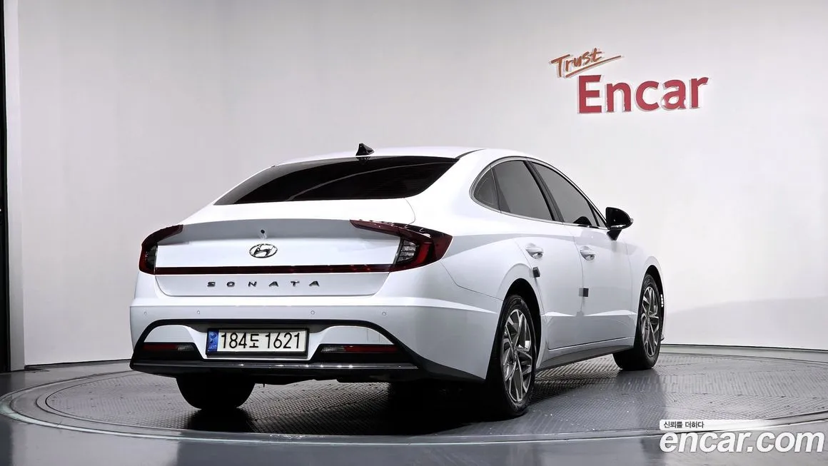 Hyundai Sonata — фото 2