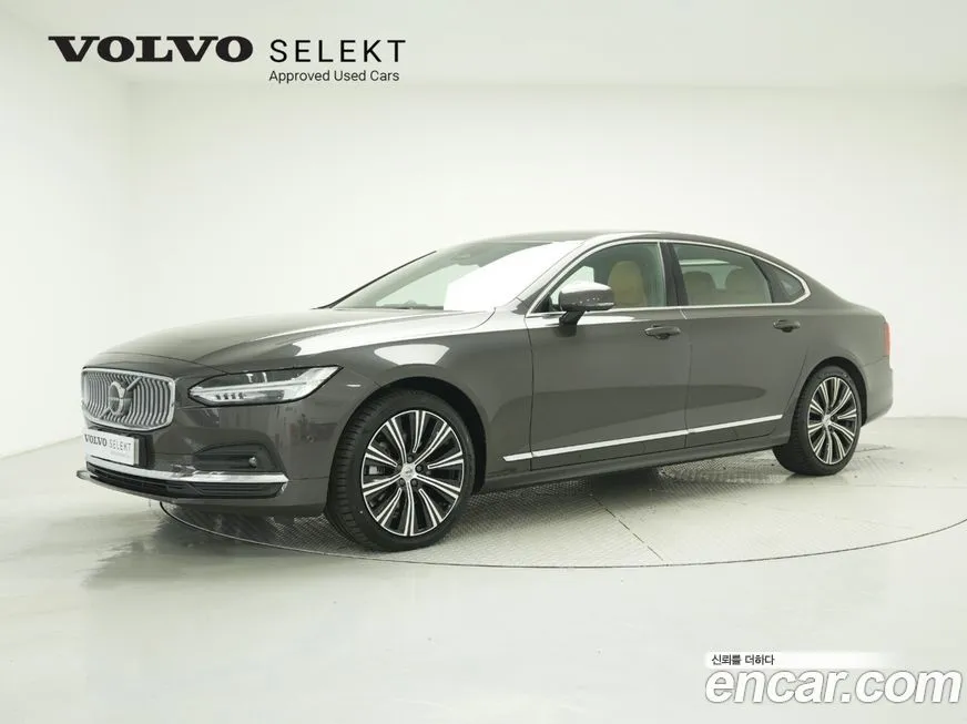 Volvo S90 — фото 1