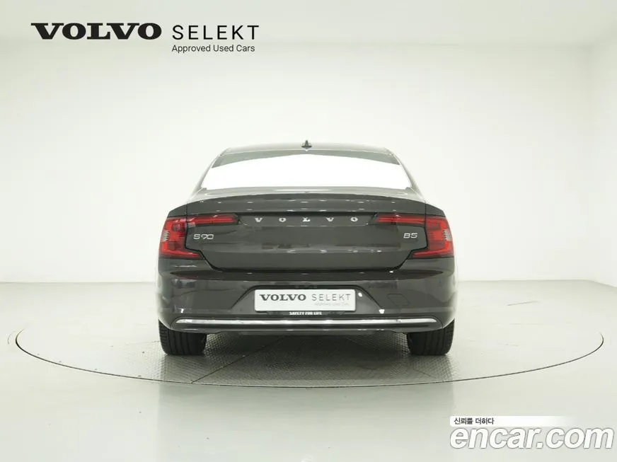 Volvo S90 — фото 4