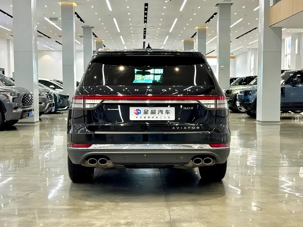Lincoln Aviator — фото 5