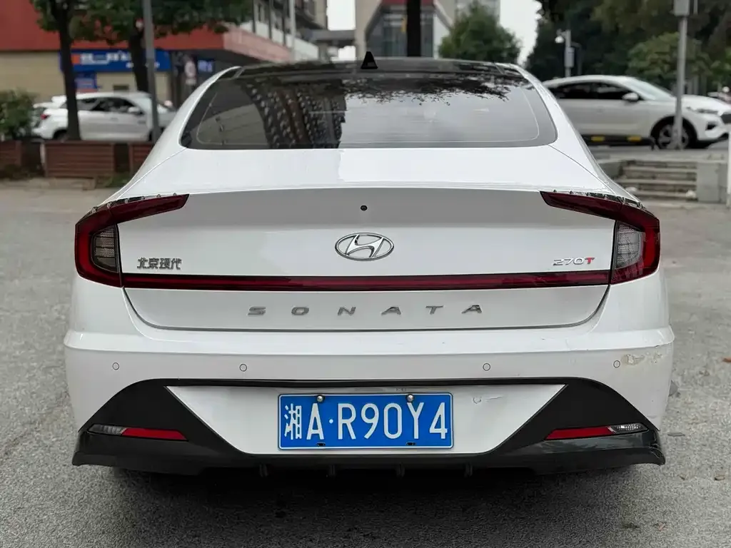 Hyundai Sonata — фото 4