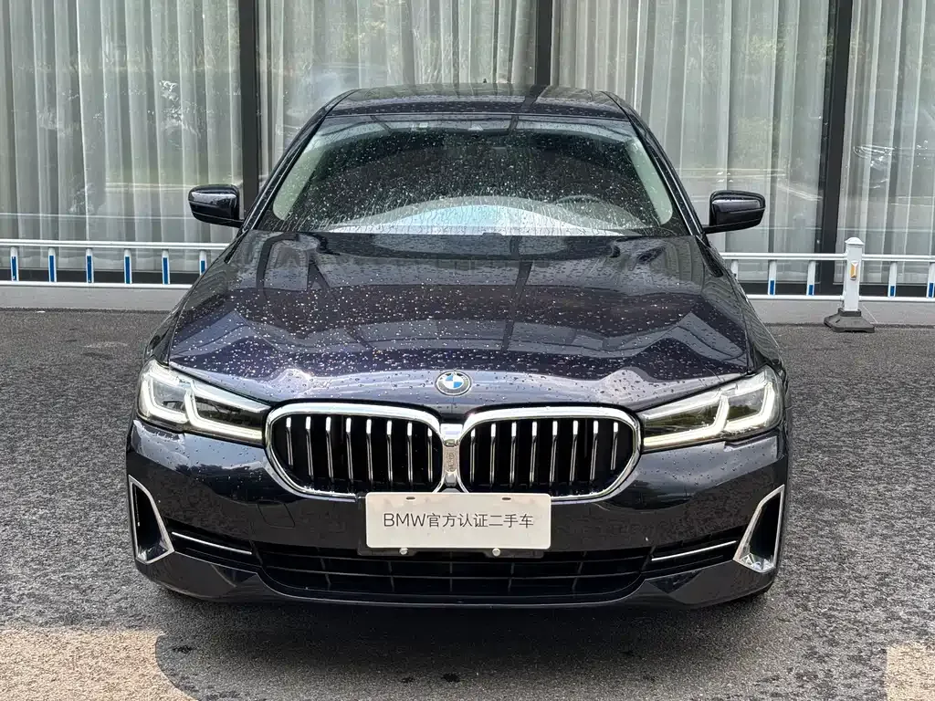 BMW 5 Series — фото 2