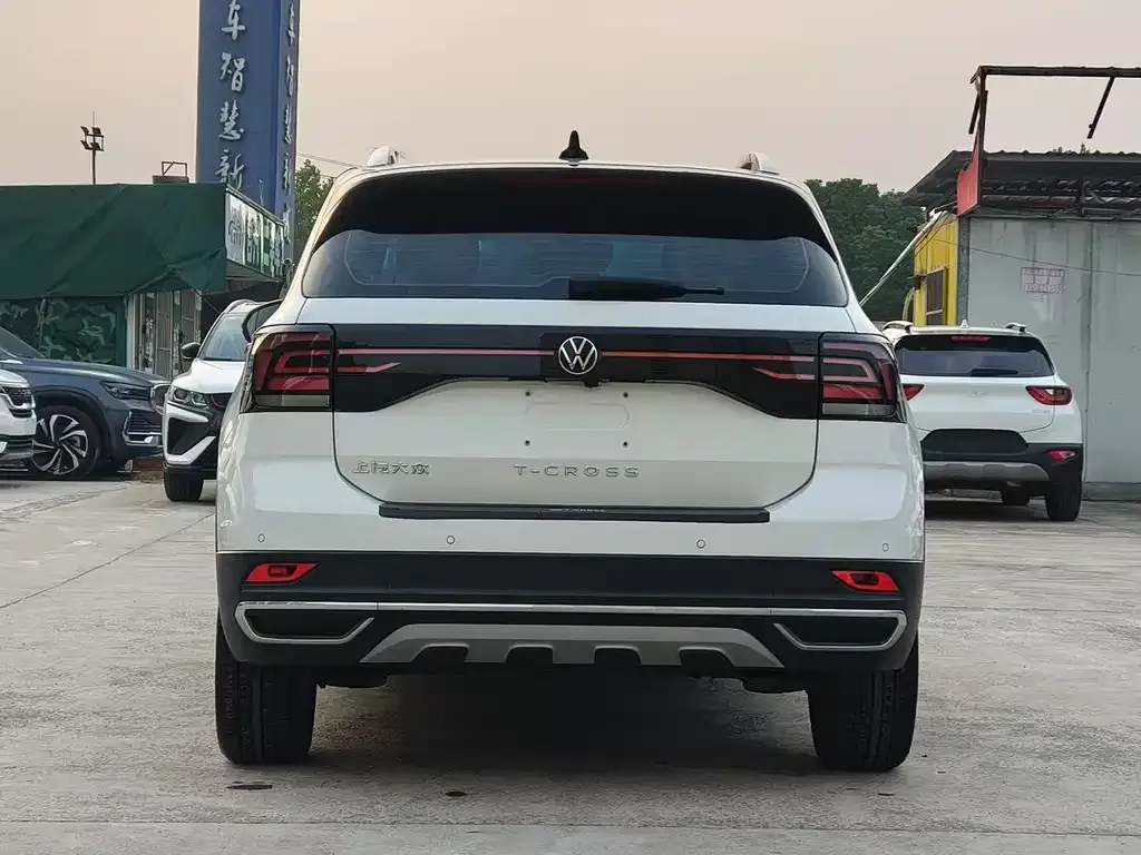 Volkswagen T-Cross — фото 8