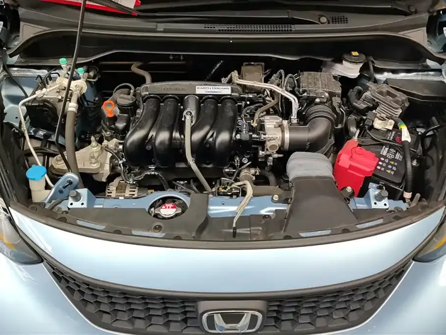 Honda Fit — фото 10