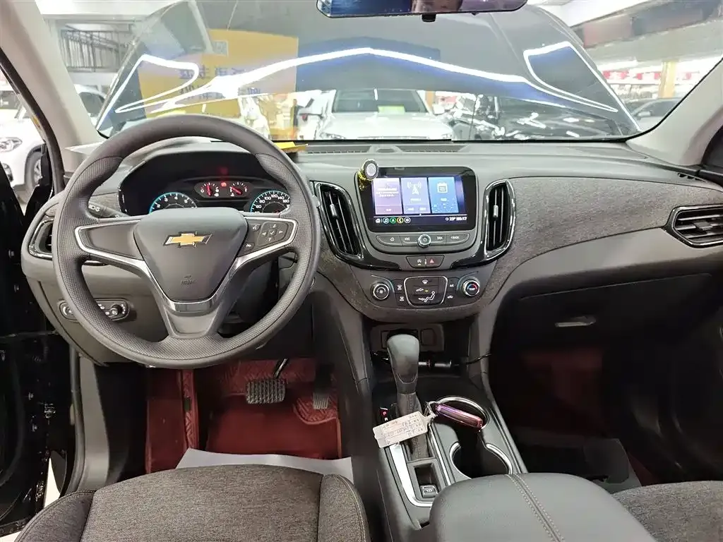 Chevrolet Equinox — фото 10