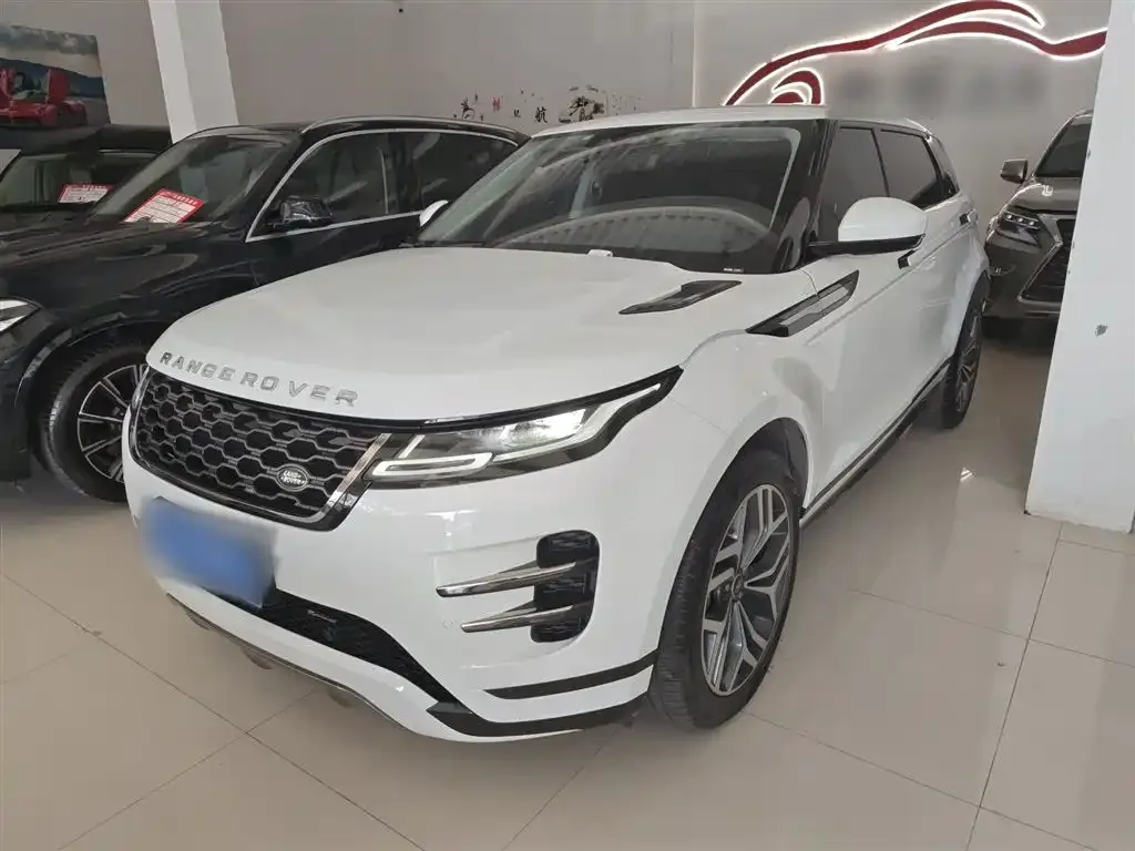 Land Rover Evoque — фото 1