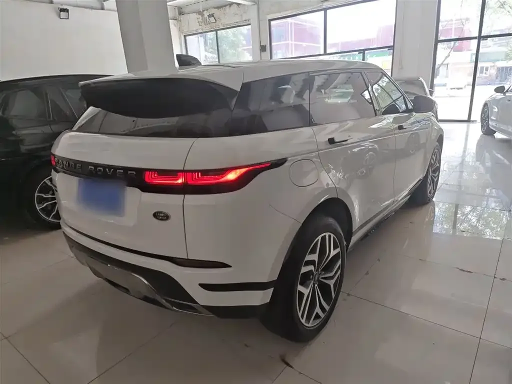 Land Rover Evoque — фото 7