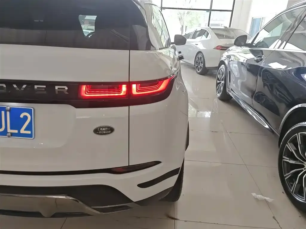 Land Rover Evoque — фото 8