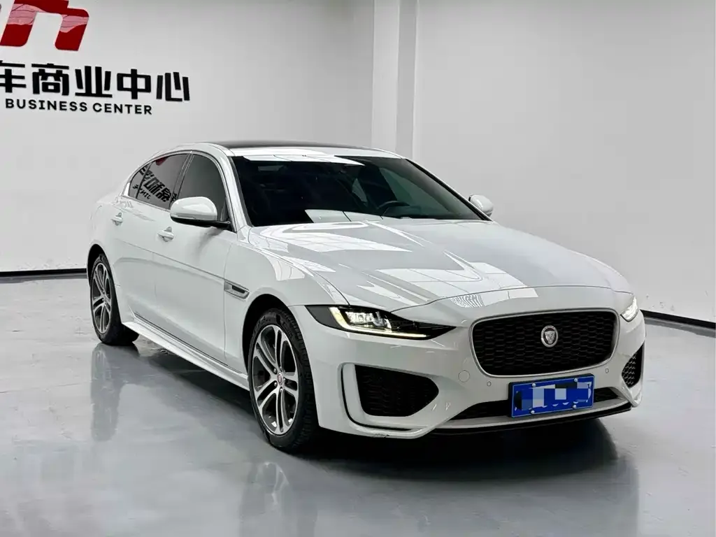 Jaguar XEL — фото 3