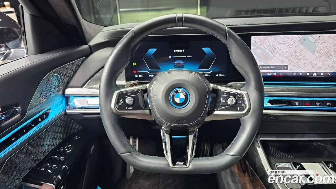 BMW i7 — фото 5