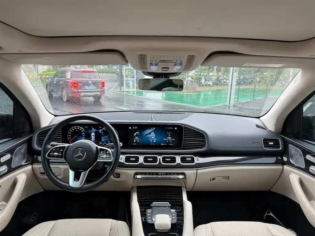 Mercedes-Benz GLE — фото 6