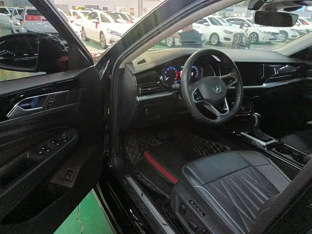 Volkswagen Passat — фото 9
