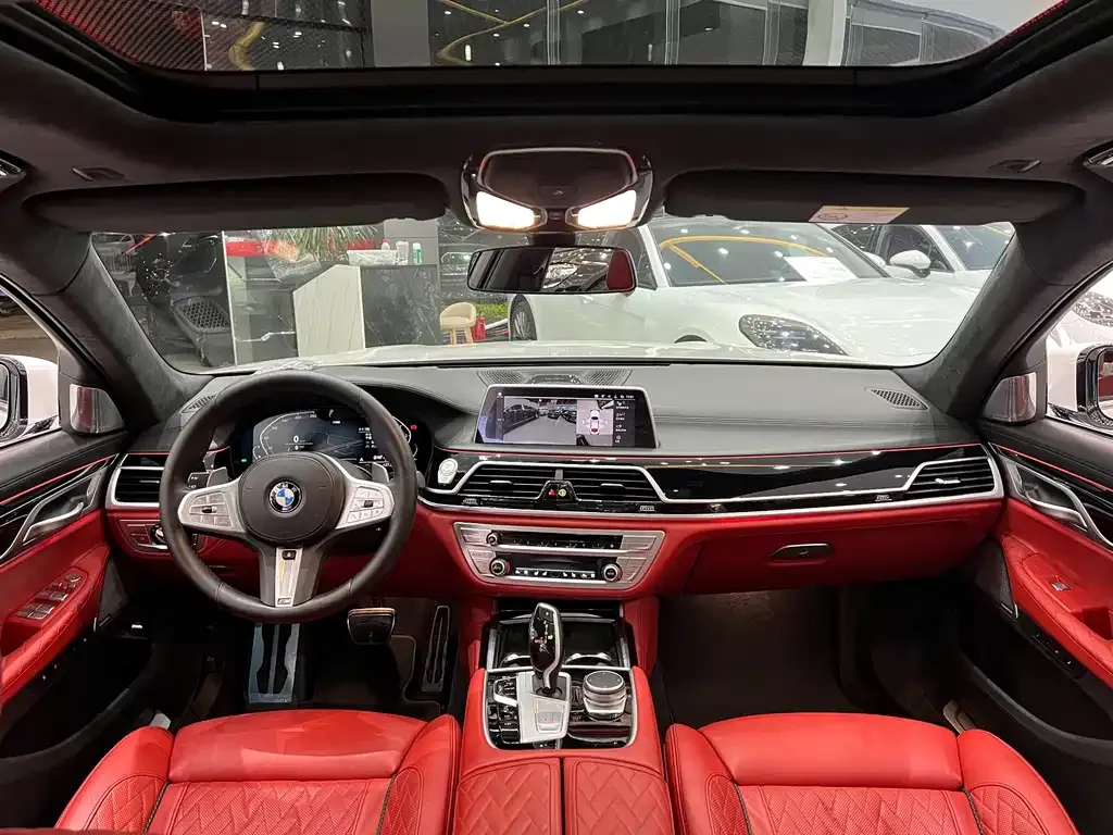 BMW 7 Series — фото 10