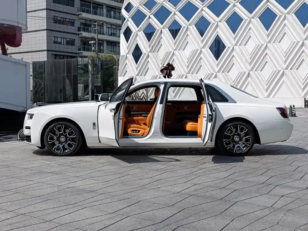 Rolls-Royce Ghost — фото 9