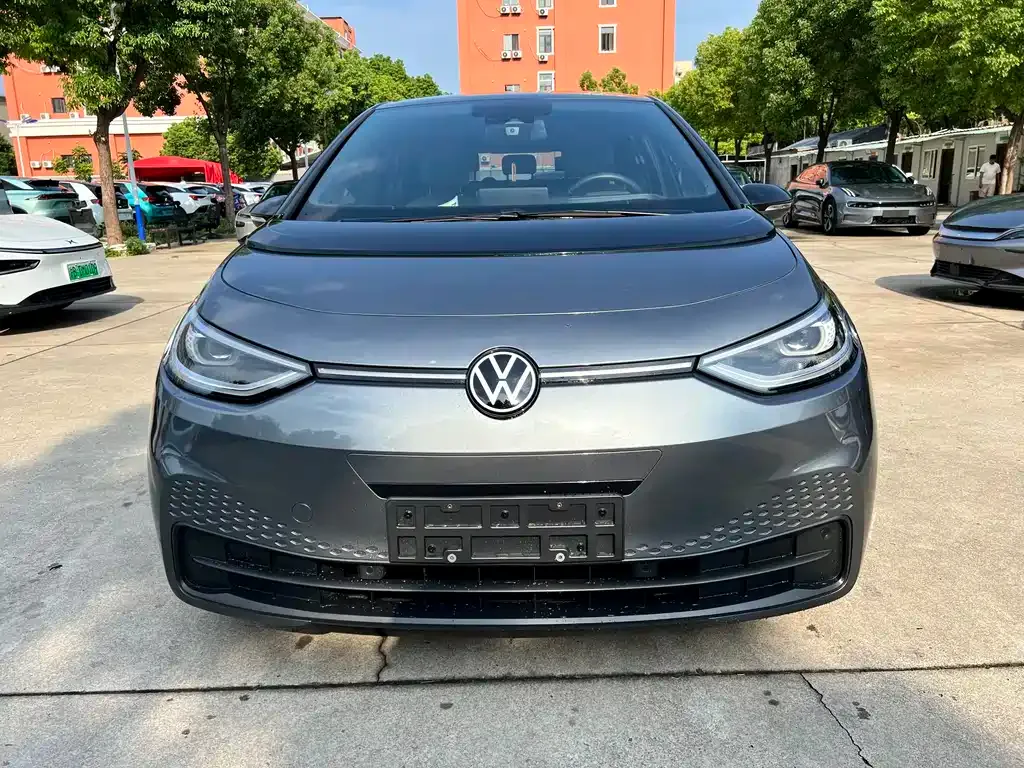 Volkswagen ID.3 — фото 1