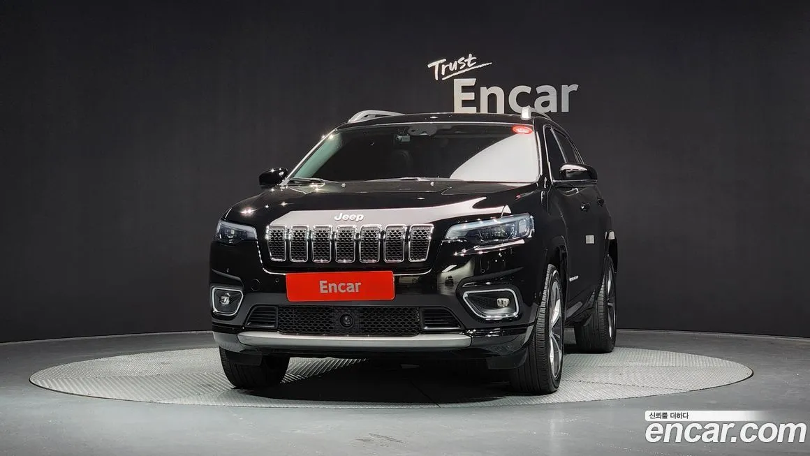 Jeep Cherokee — фото 3