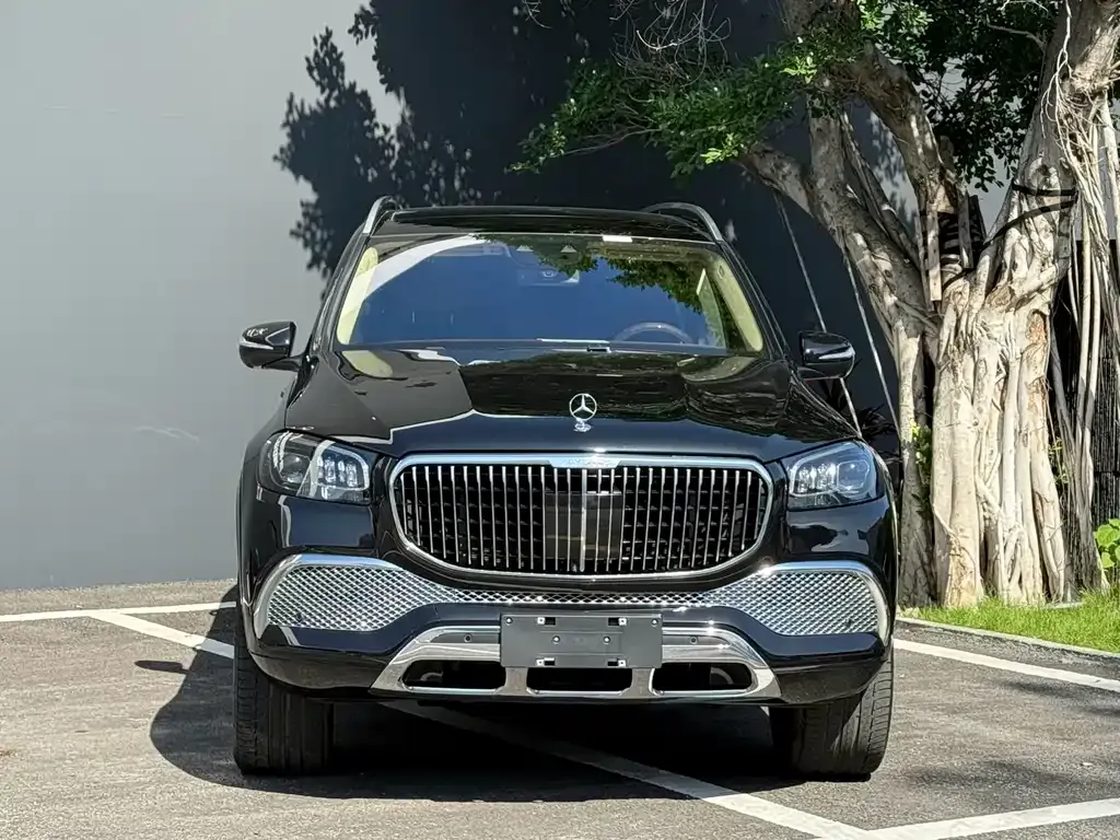 Mercedes-Benz GLS — фото 1