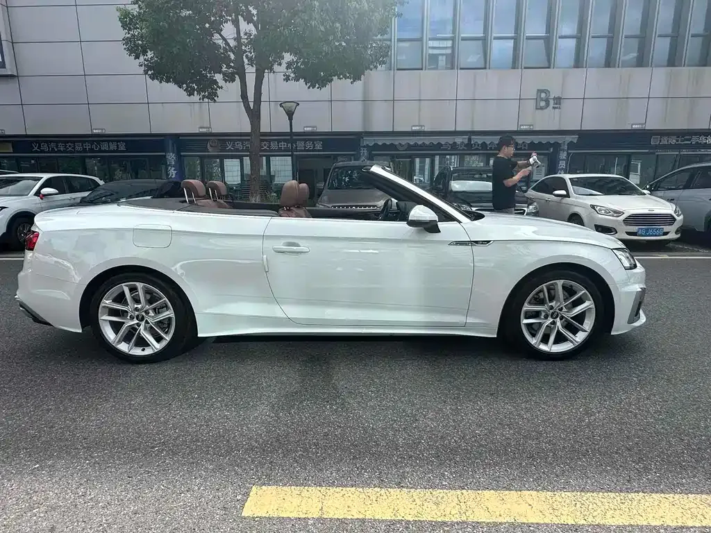 Audi A5 (Import) — фото 7