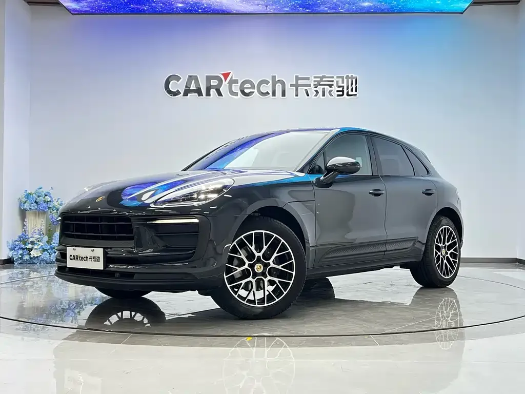 Porsche Macan — фото 1
