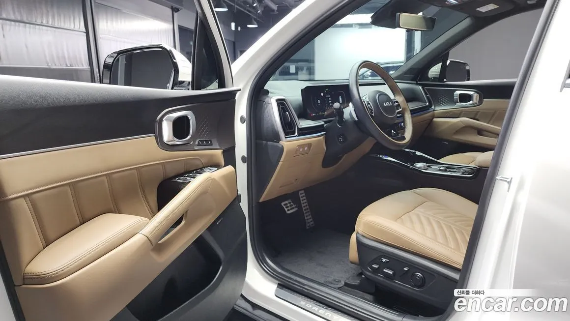 Kia Sorento — фото 10
