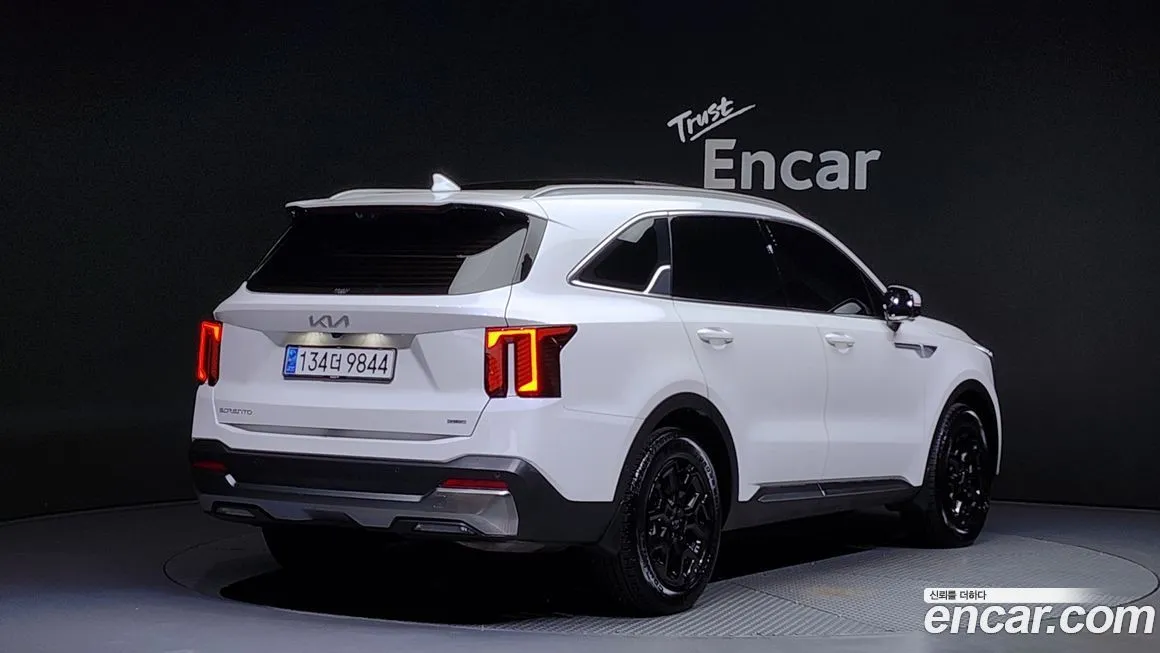 Kia Sorento — фото 2