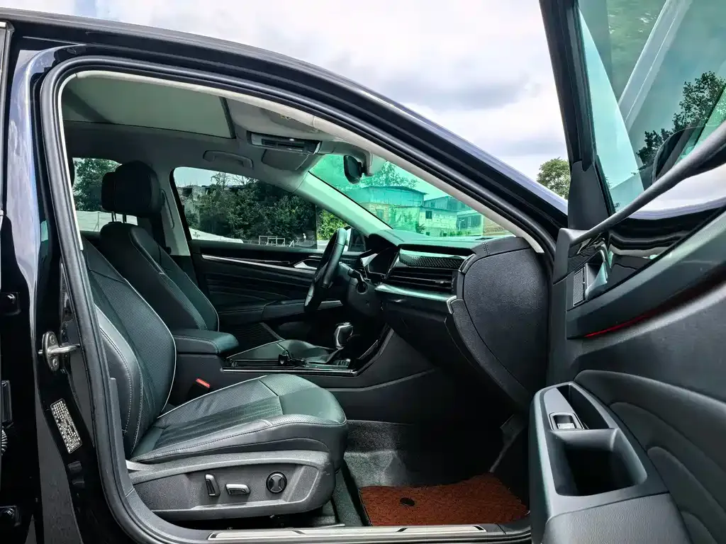 Volkswagen Passat — фото 6