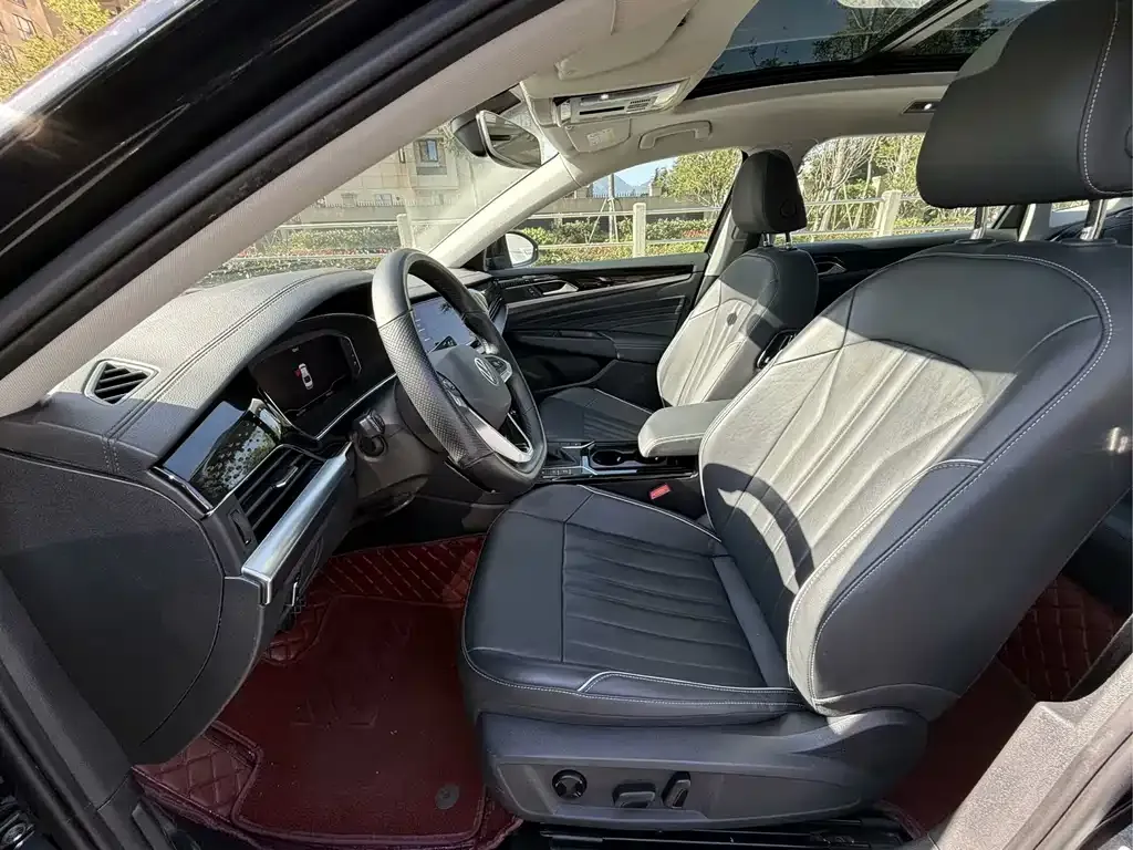 Volkswagen Passat — фото 10