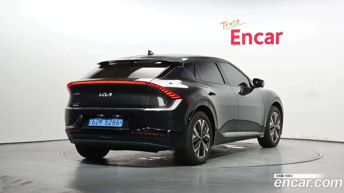 Kia EV6 — фото 2
