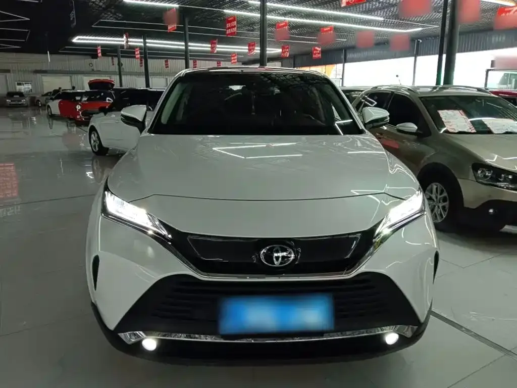 Toyota Harrier — фото 3