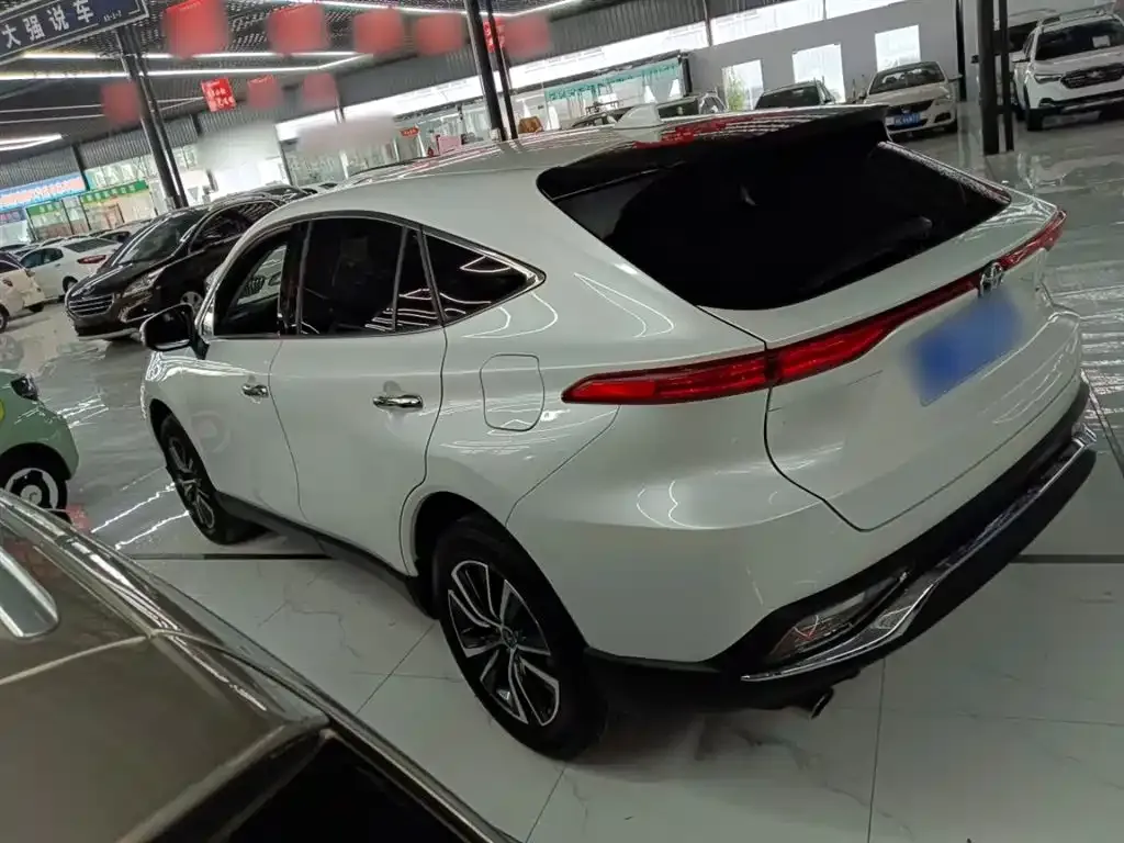 Toyota Harrier — фото 5