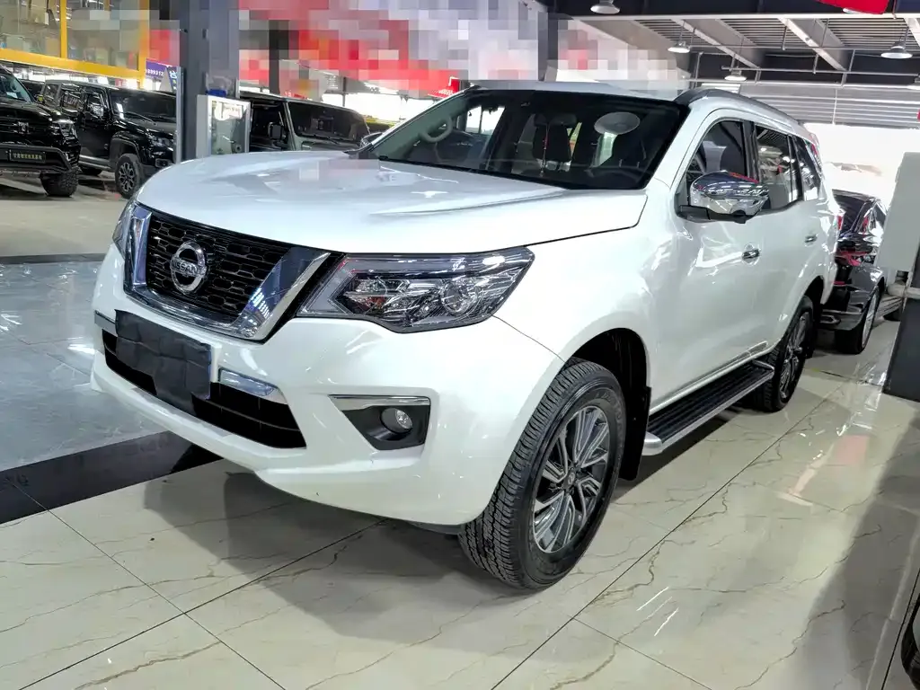 Nissan Terra — фото 1