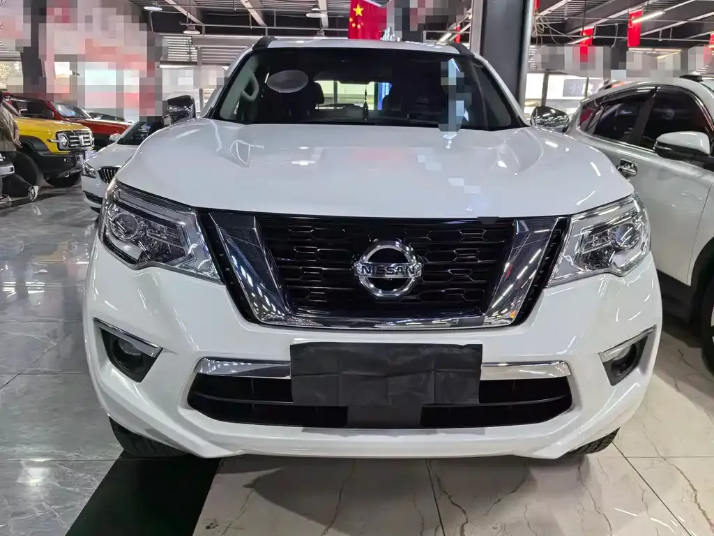 Nissan Terra — фото 2