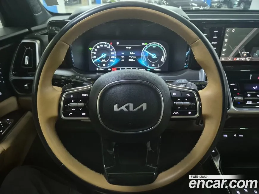 Kia Sorento — фото 5
