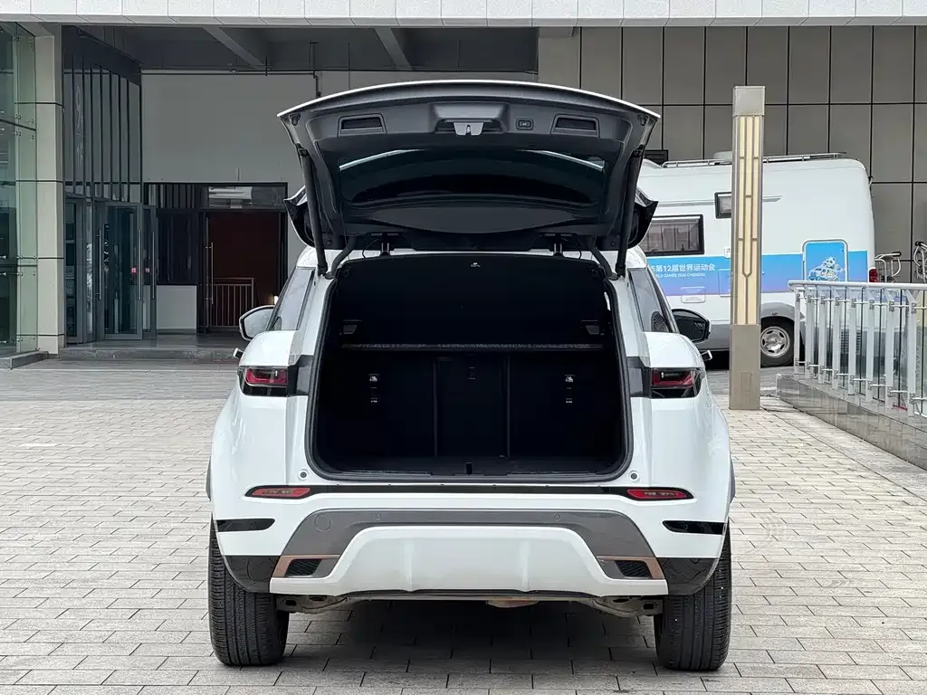 Land Rover Evoque — фото 10