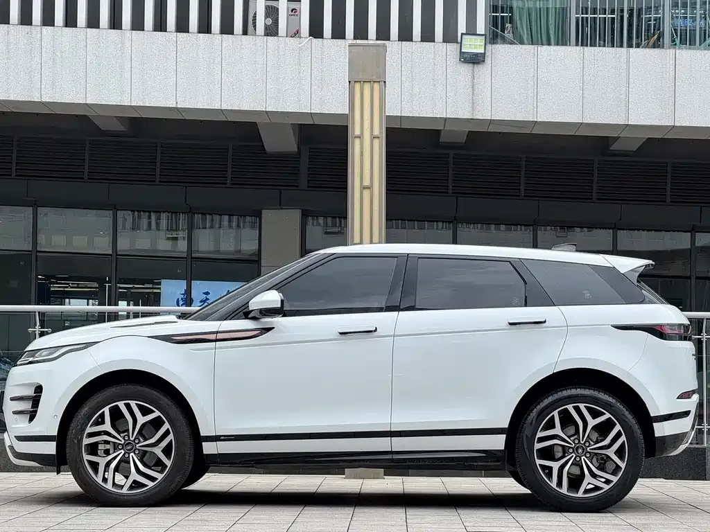 Land Rover Evoque — фото 4