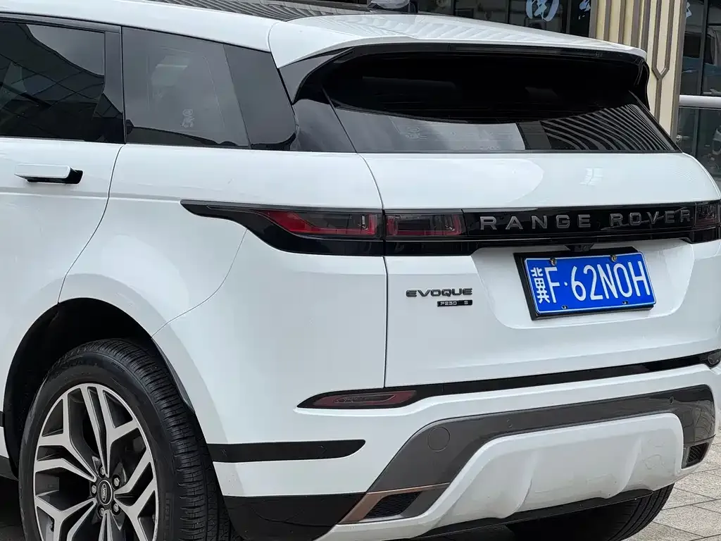 Land Rover Evoque — фото 7