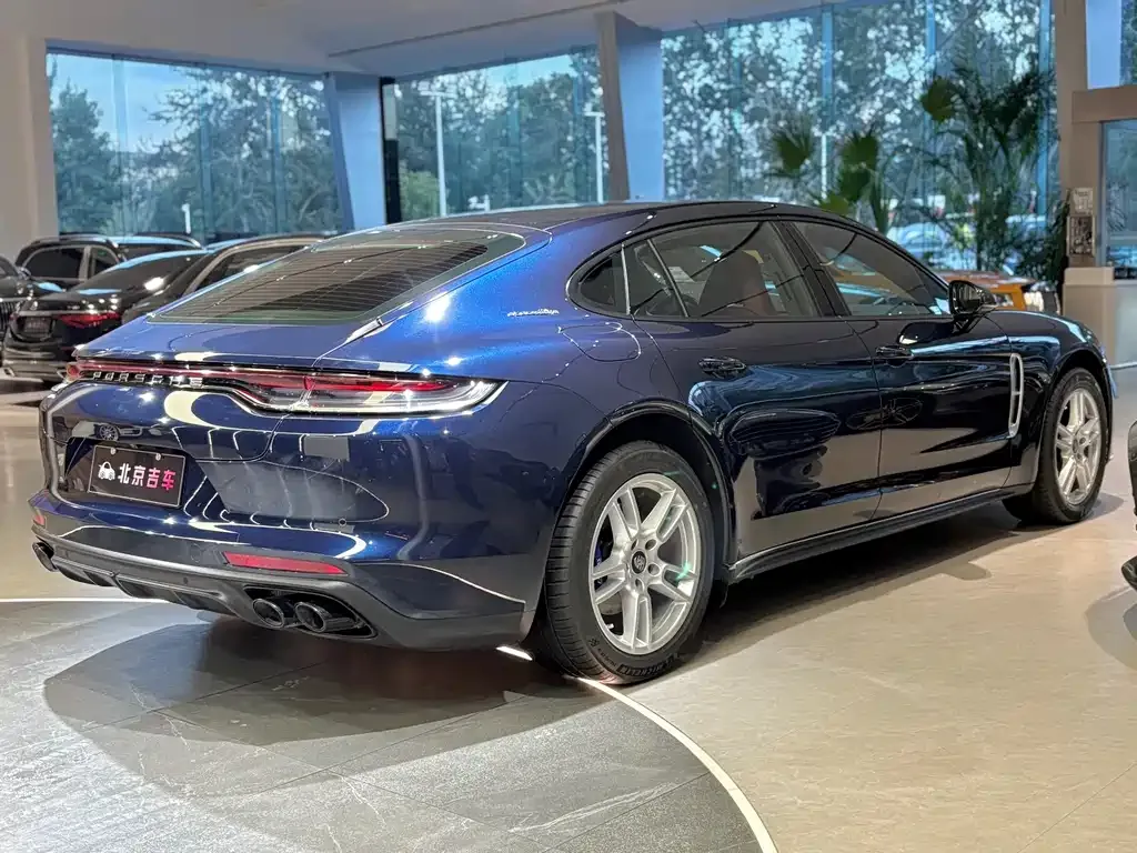 Porsche Panamera — фото 5