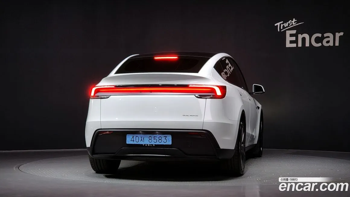 Tesla Model Y — фото 4