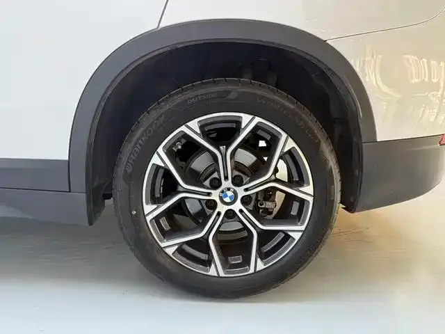 BMW X1 — фото 10