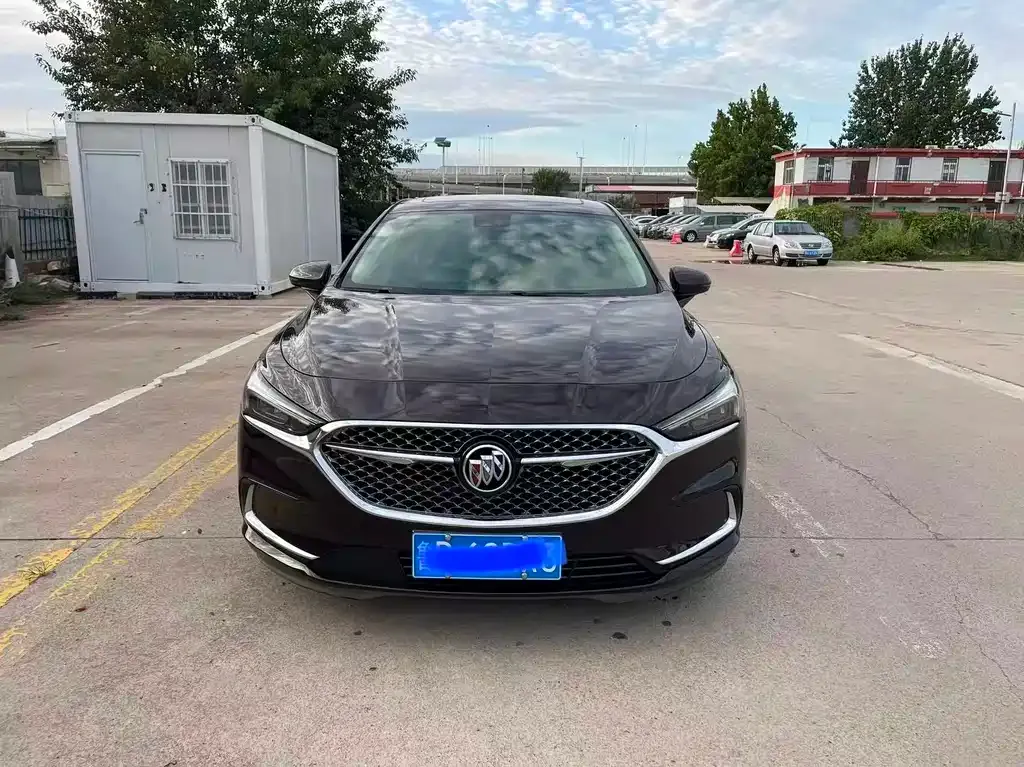 Buick LaCrosse — фото 2