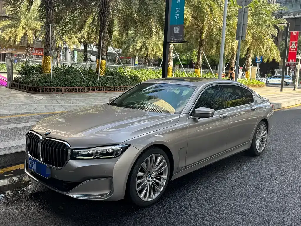 BMW 7 Series — фото 3