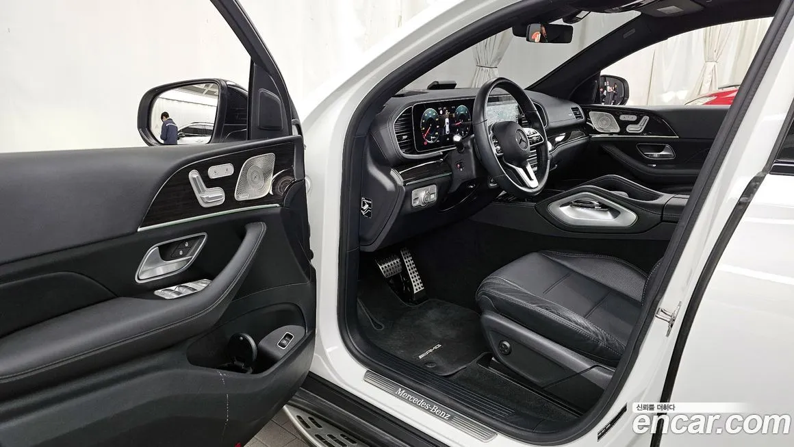 Mercedes-Benz GLE-Class — фото 10