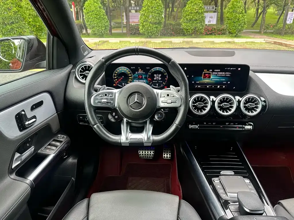 Mercedes-Benz GLA AMG — фото 10