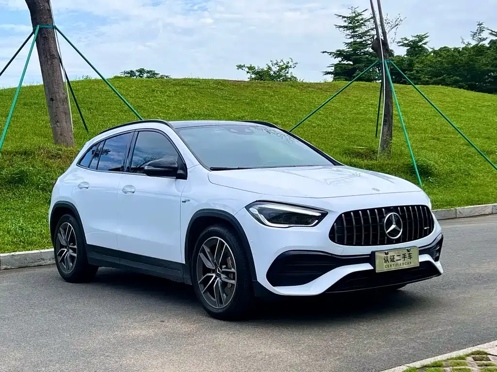 Mercedes-Benz GLA AMG — фото 2