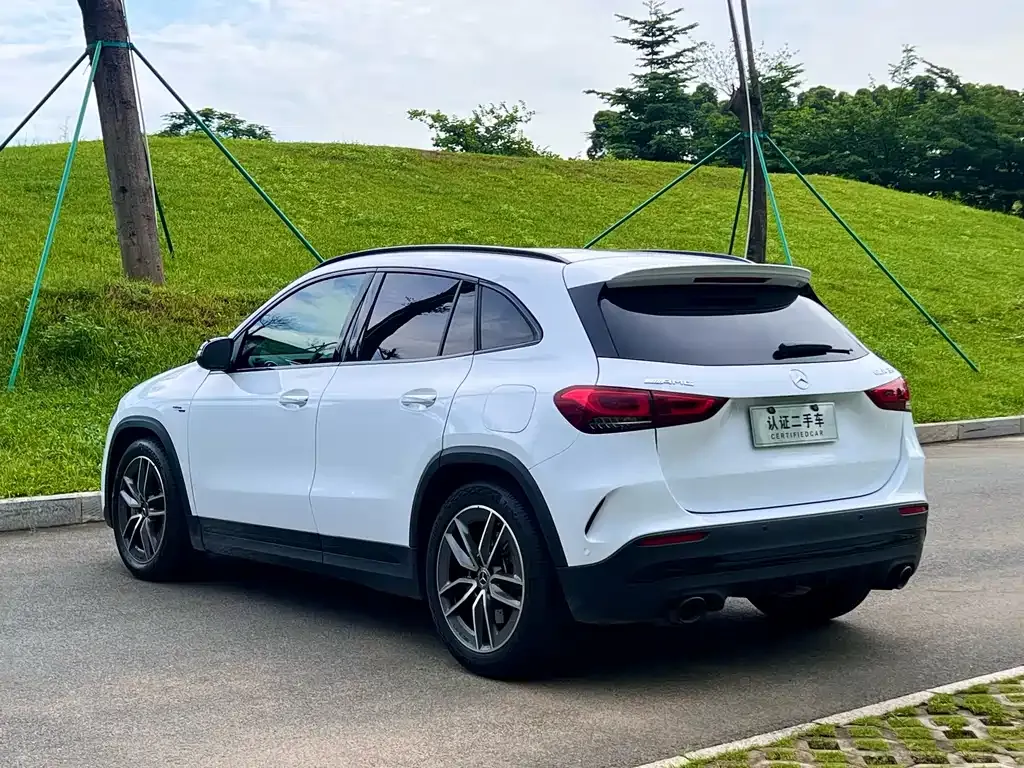 Mercedes-Benz GLA AMG — фото 3
