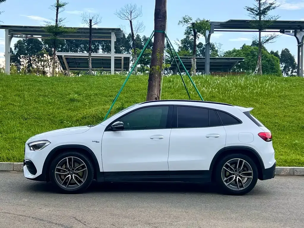 Mercedes-Benz GLA AMG — фото 5
